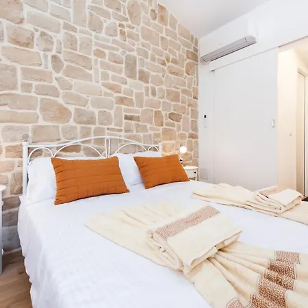 Ca'vio Apartmán *