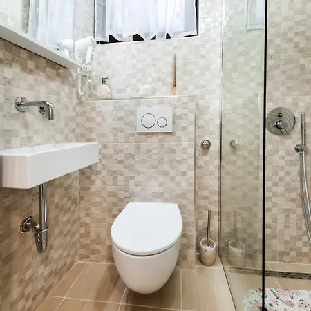 Ca'vio Apartman *