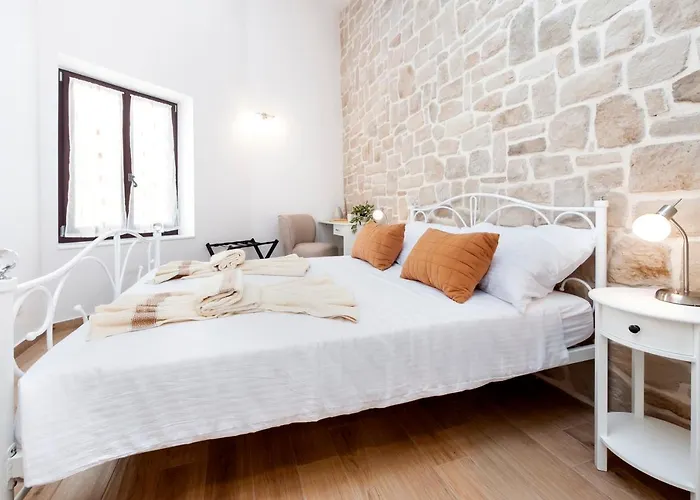 Ca'vio * Ρόβινι